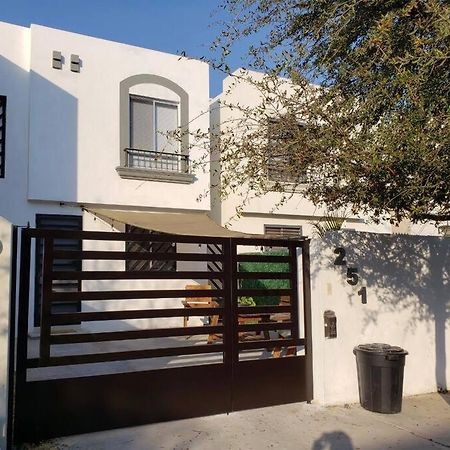 Comfortable And Private House 2 Bedrooms Wifi Parking Free Μοντερέι Εξωτερικό φωτογραφία